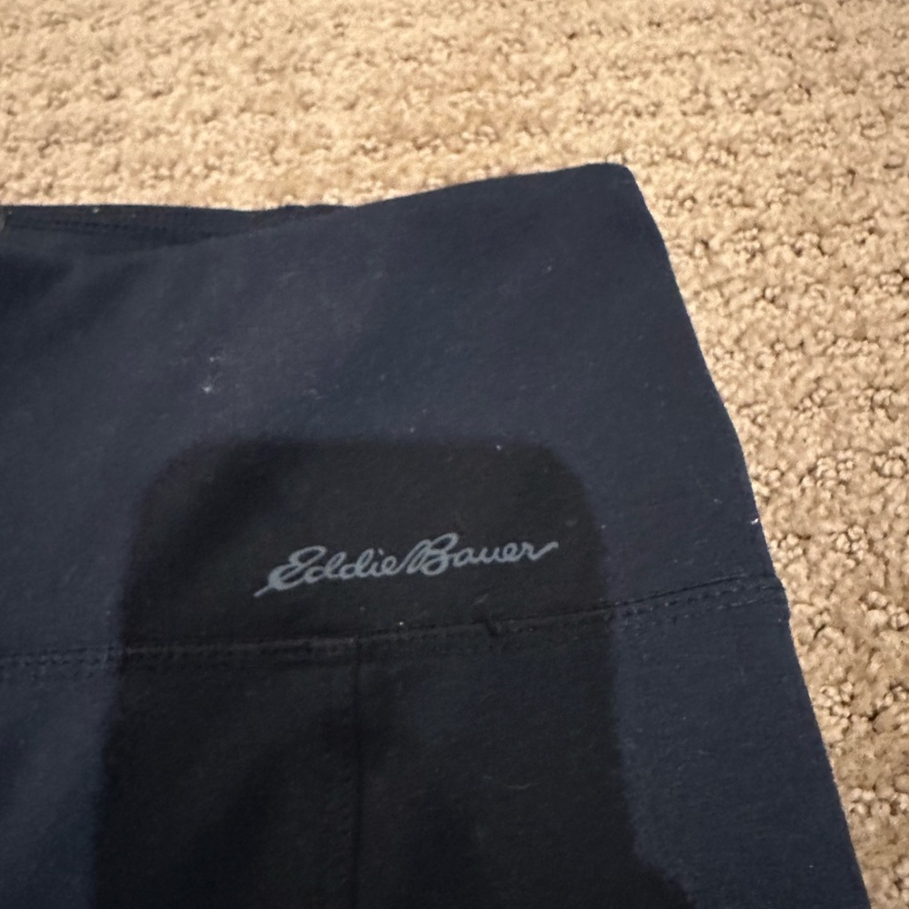 Eddie Bauer Black Capri Leggings - Picture 2 of 8